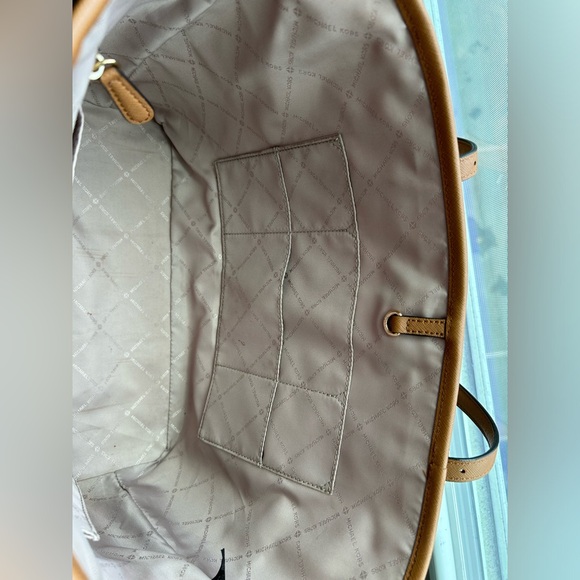 Michael Kors tote bag - Picture 3 of 6